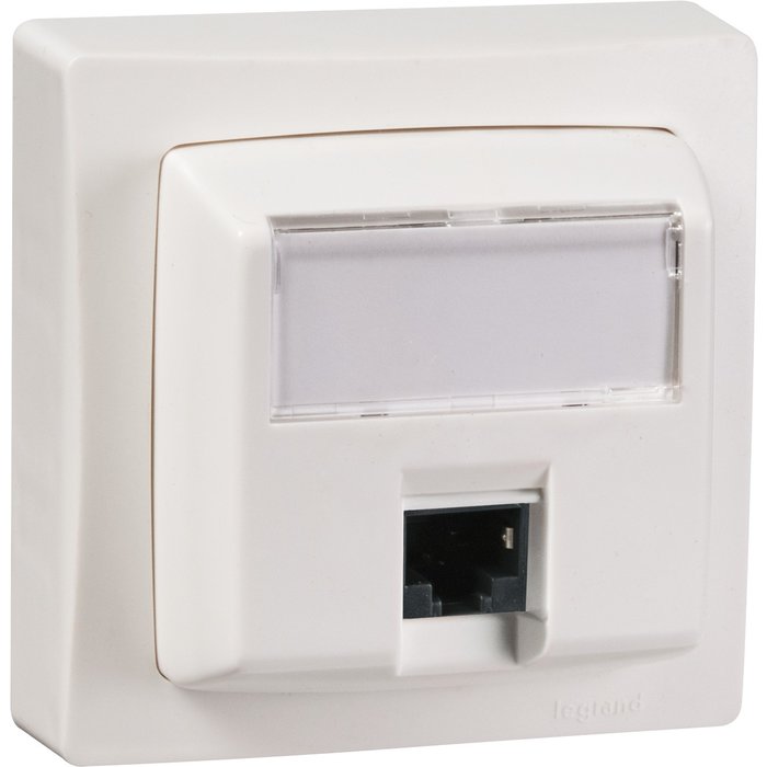 Prise RJ 45 Cat.5e FTP 9 contacts - blanc - Ref.086061. Habitat-cg.com s'engage pour un habitat durable. Explorez notre sélection de produits éco-responsables et économes en énergie. Contribuez à la protection de l'environnement tout en améliorant votre confort.